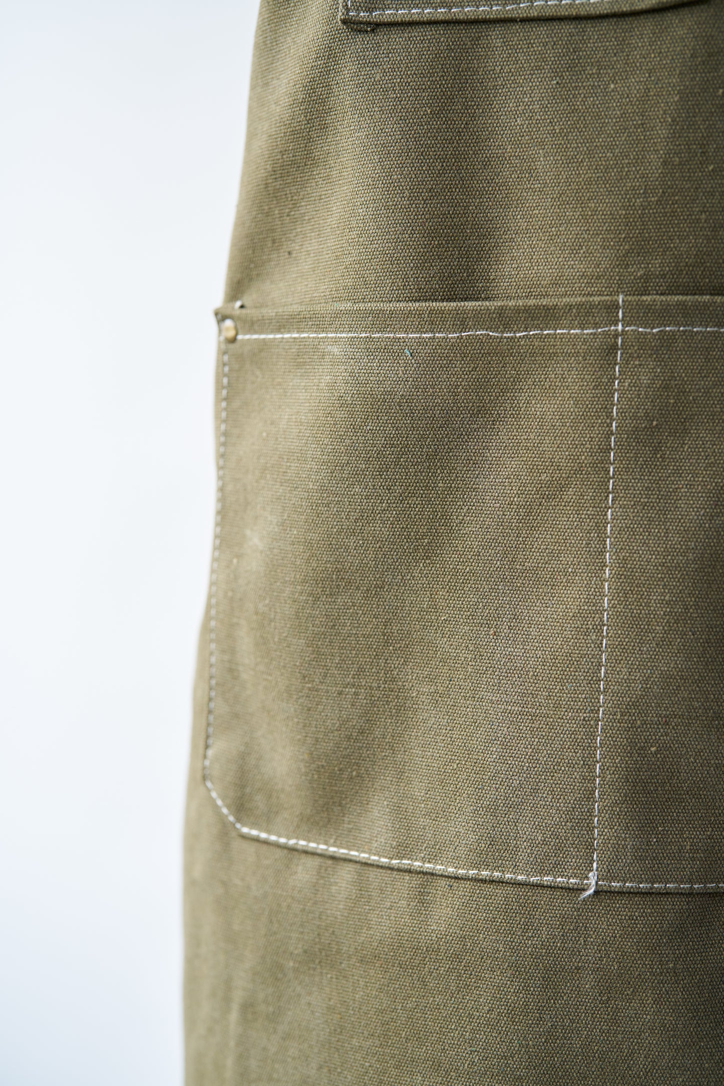 Green 'Gluten morning' apron
