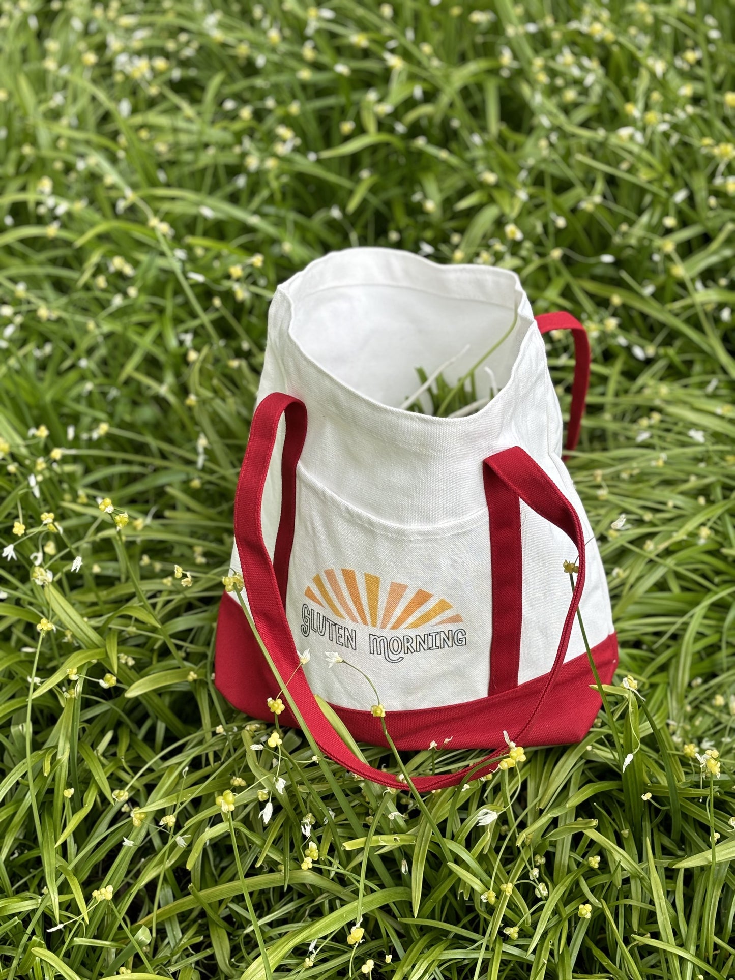 Red tote canvas bag with front pocket